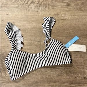 🆕(S) Cupshe Swim Top